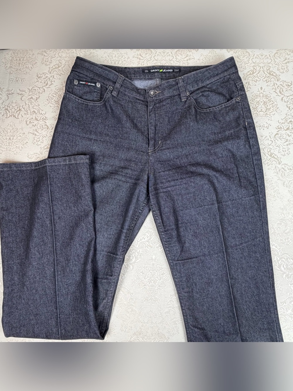 DKNY Black Pleated Straight Leg Bootcut Jeans, 10